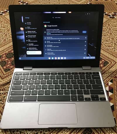 Asus ki chrome book hai 4/16gb all ok battery timing is to good