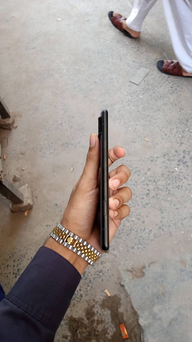Google Pixel 6 4