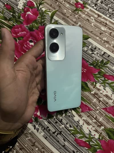Vivo Y18