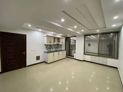 **ONE BED APARTMENT FOR RENT IN BAHRIA TOWN LAHORE**