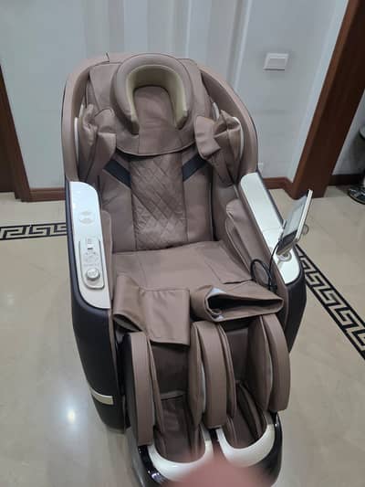 MASSAGE CHAIR