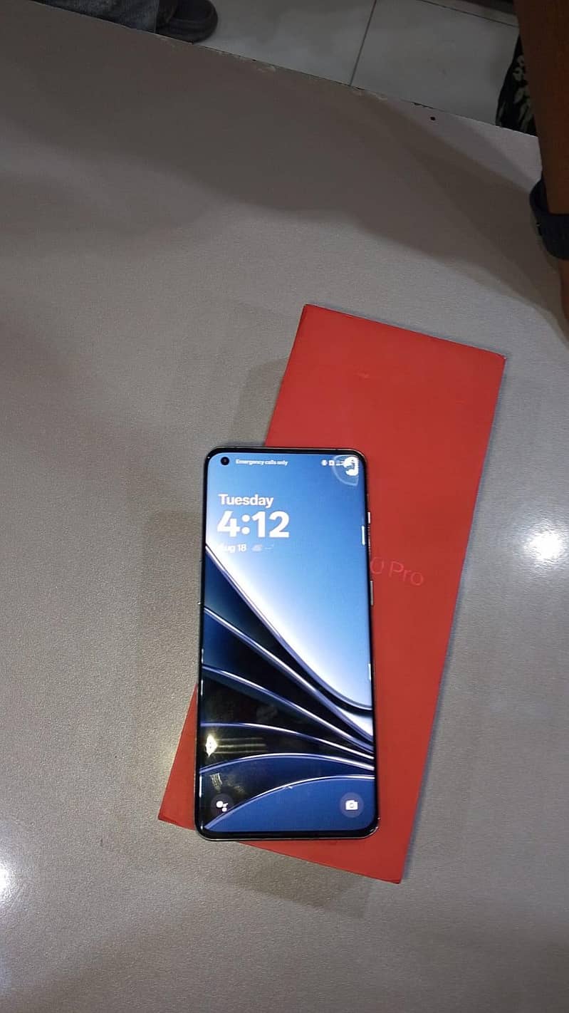 One Plus 10 Pro 3