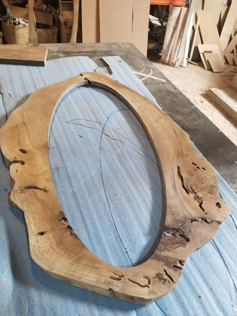 Live Edge Mirror 7