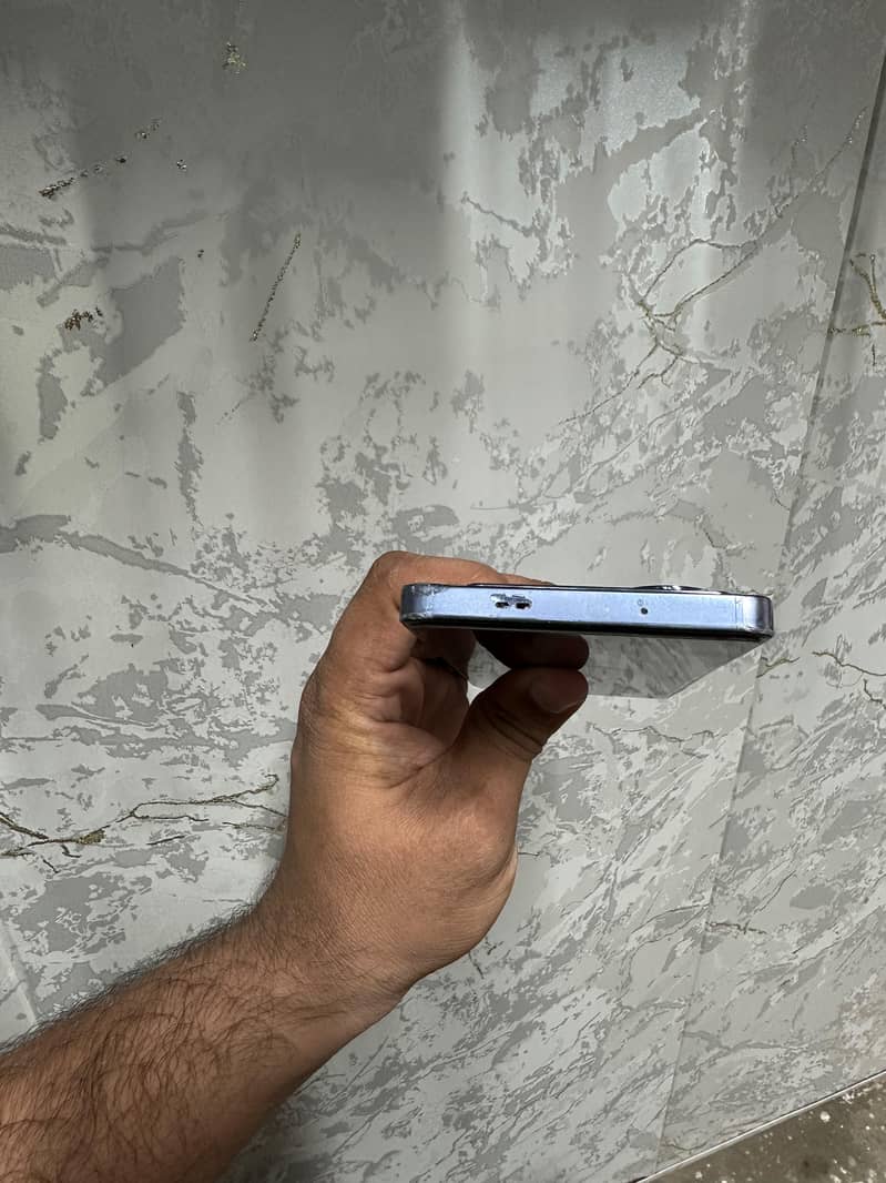 Infinix Note 40 4
