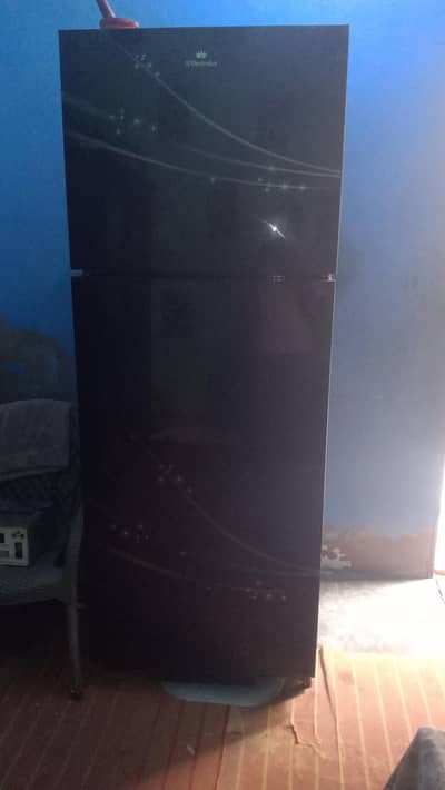 fridge for sell electrolax medium size