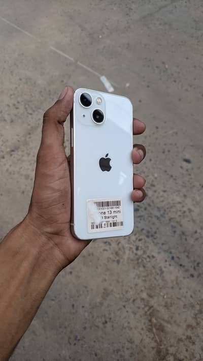 Apple iPhone 13 mini
