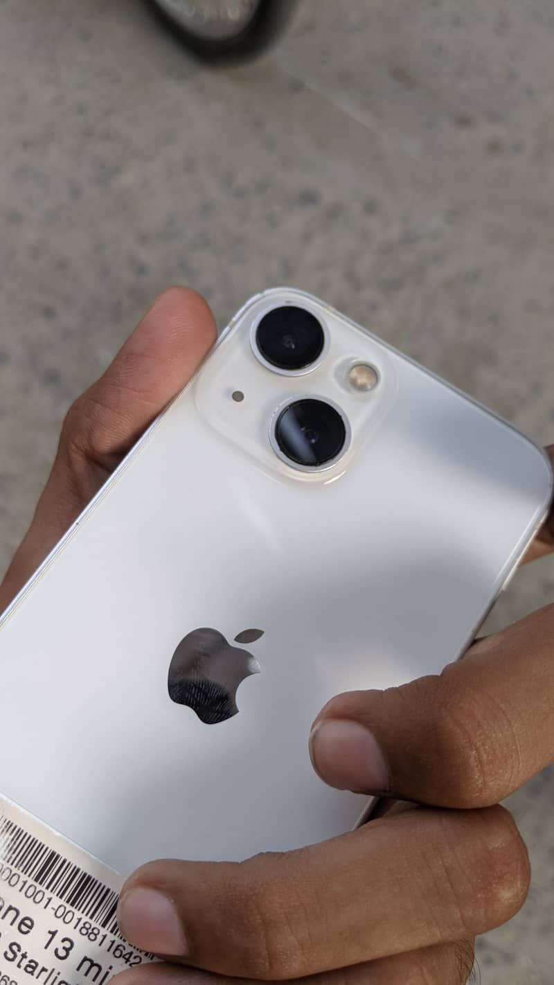 Apple iPhone 13 mini 12