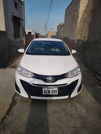 Toyota Yaris 2021