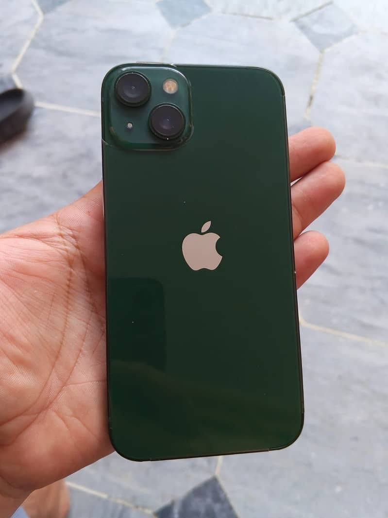 Apple iPhone 13 6