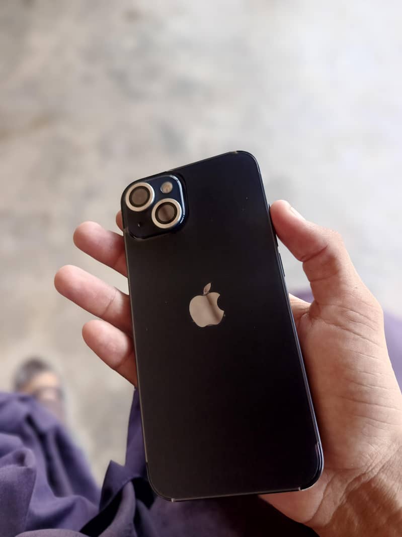 Apple iPhone 13 0