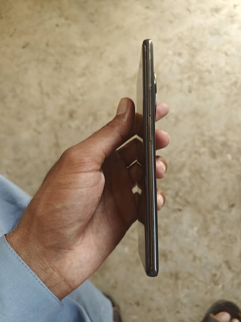 Infinix Zero 40 5