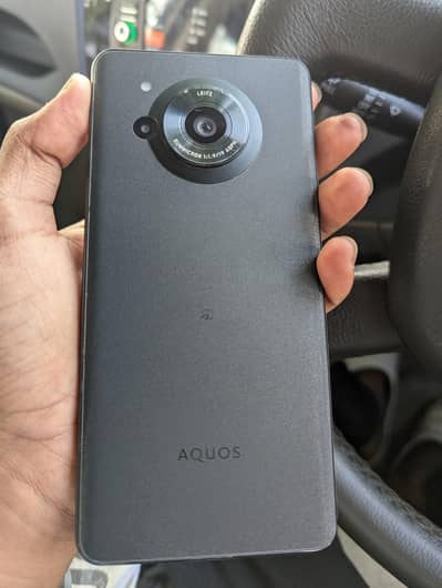 Sharp Aquos R7 For sell