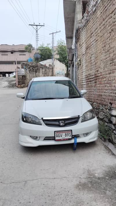 Honda Civic Oriel 2004