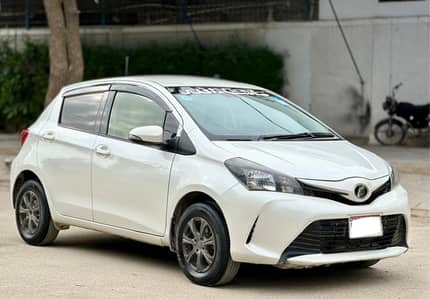 Toyota Vitz 2015