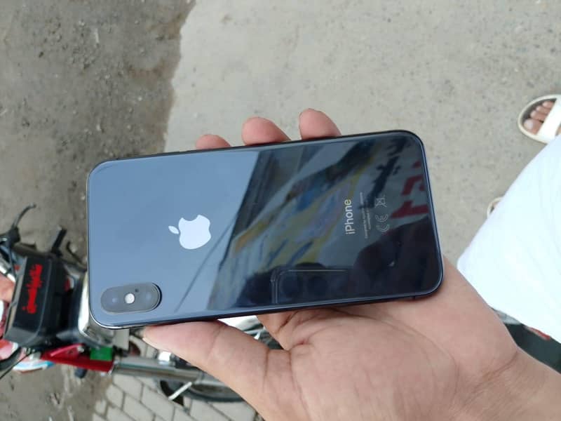 Apple iPhone X 5