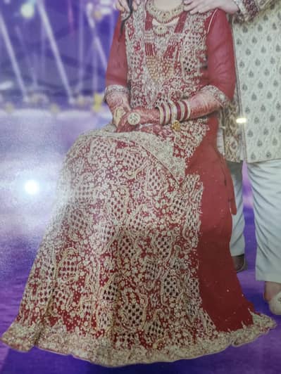 bridal lehnga for sale with jawelery in Lahore Pakistan