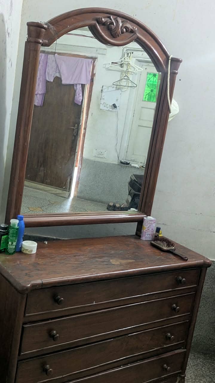 Wooden dressing table 1
