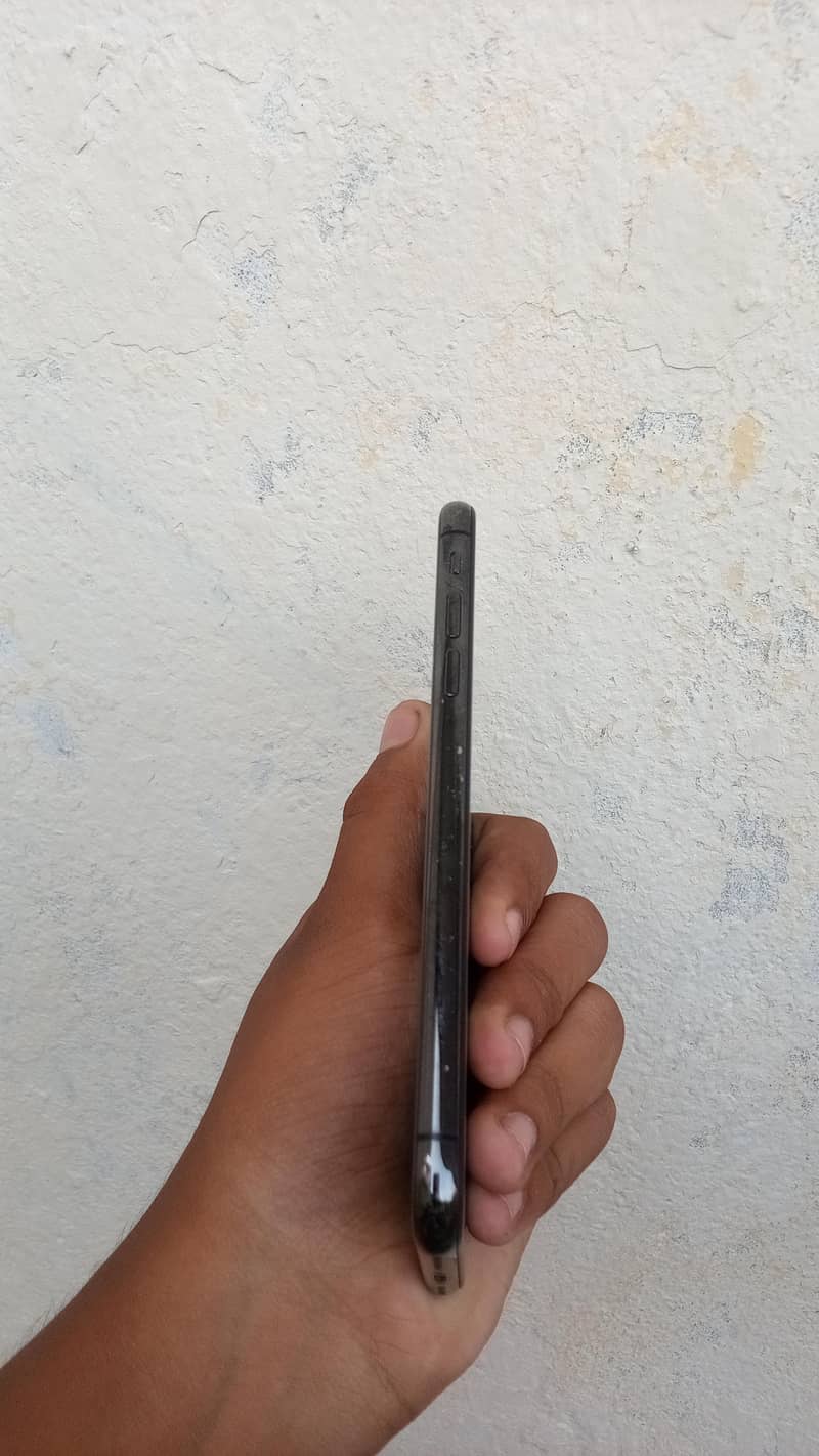 Apple iPhone X 2