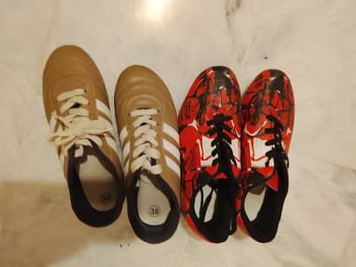 Sports shoes