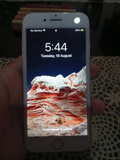Apple iPhone 7