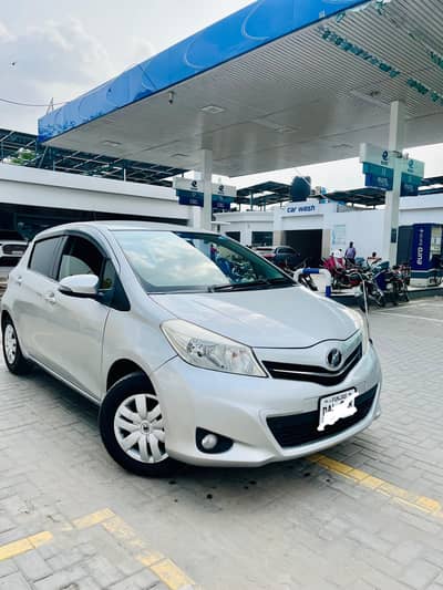 Toyota Vitz 2011