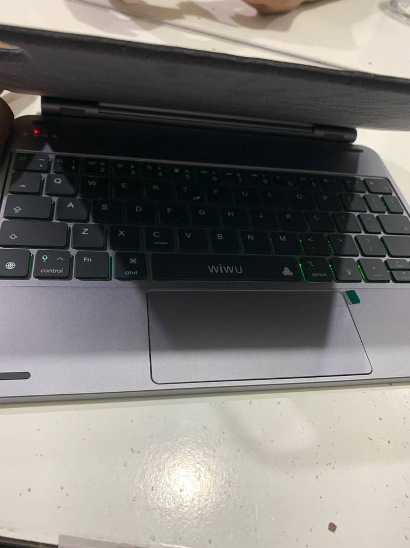 Ipad Magic Keyboard 1