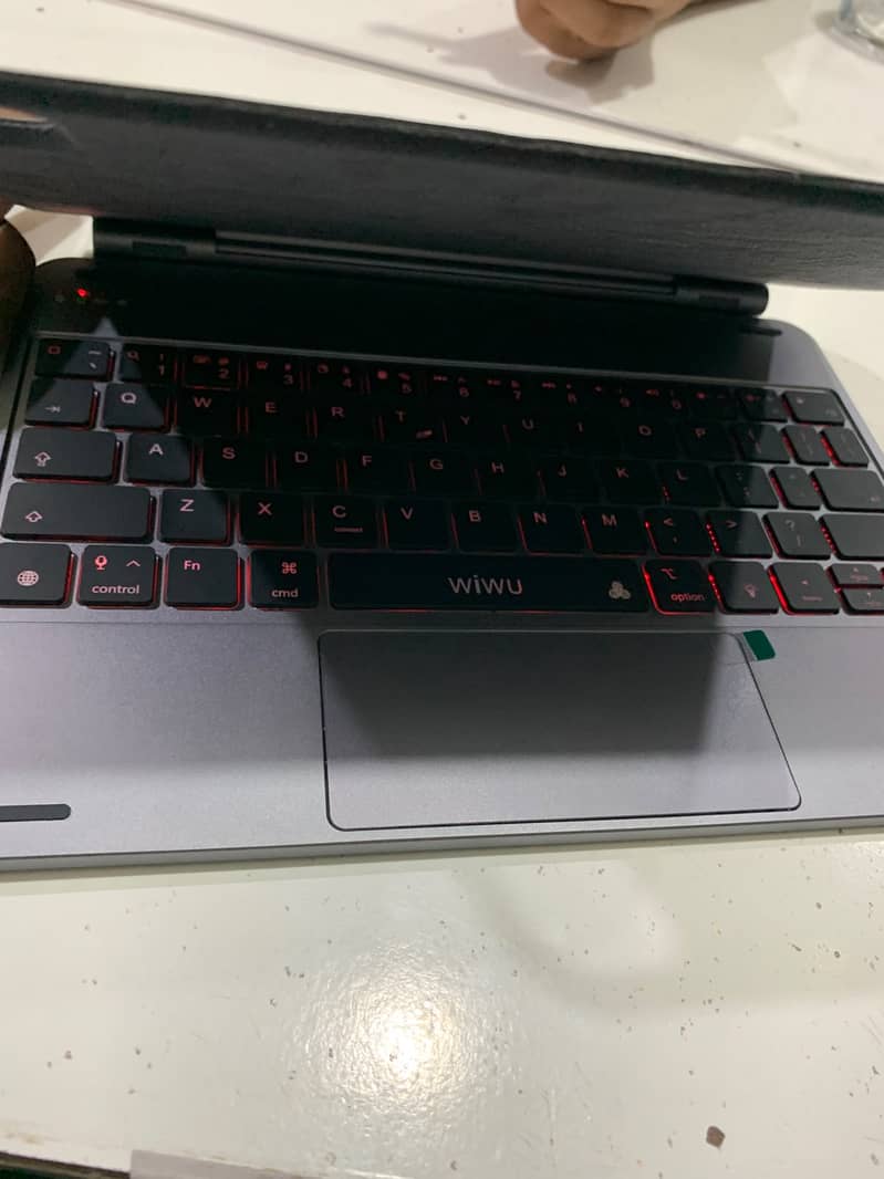 Ipad Magic Keyboard 4