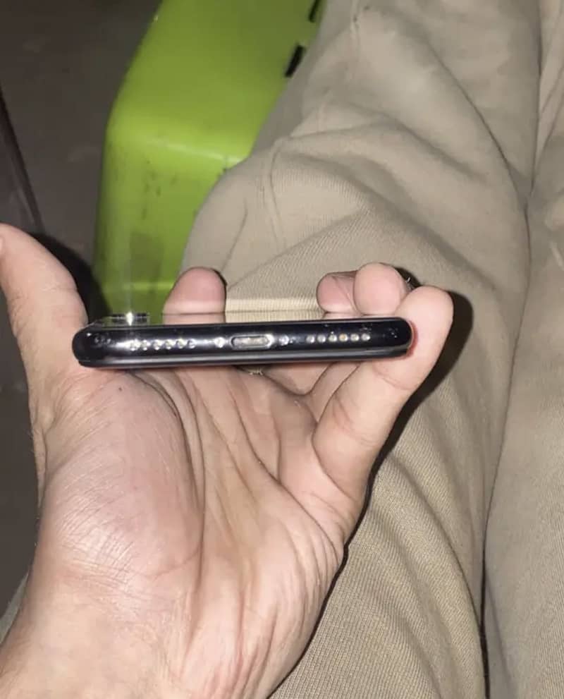 Apple iPhone X 1