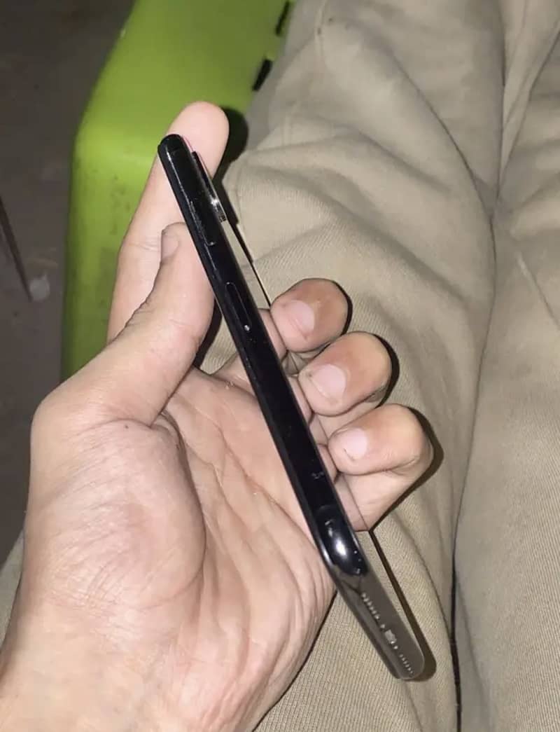 Apple iPhone X 10