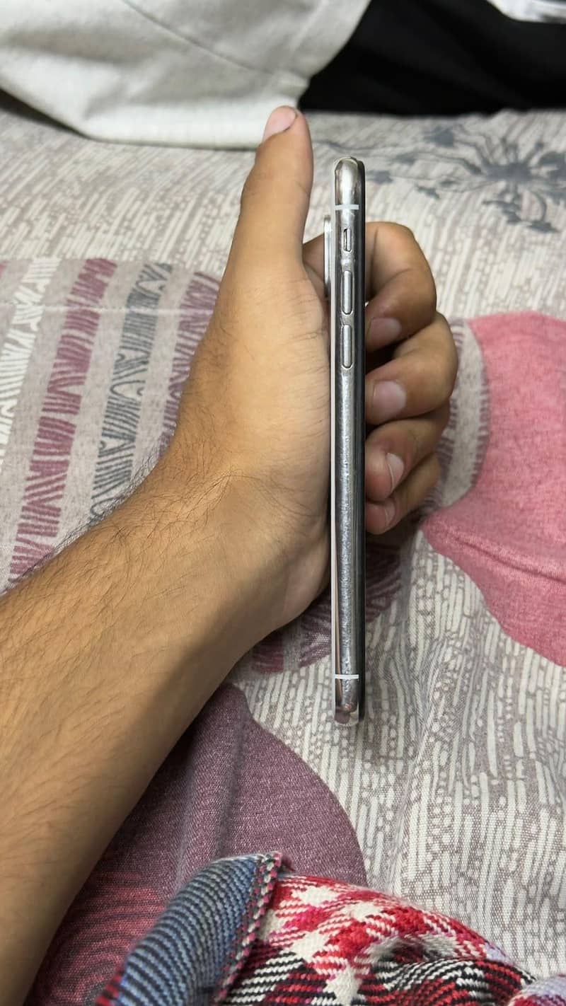 Apple iPhone X 1