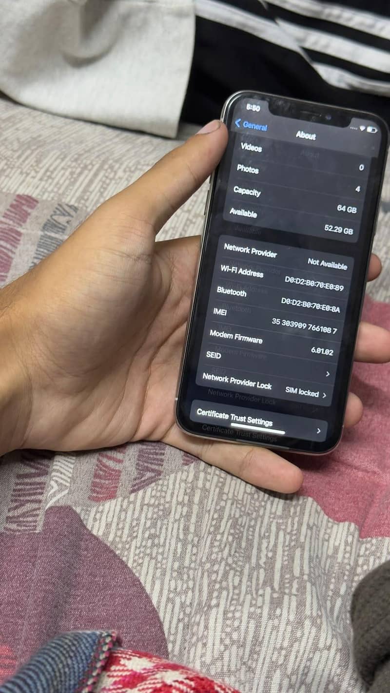 Apple iPhone X 3