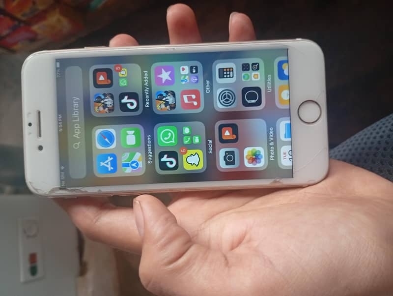 Apple iPhone 7 4