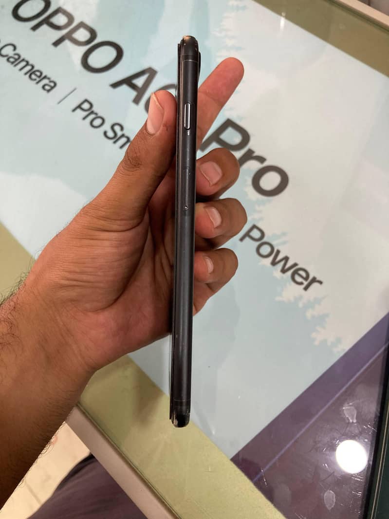 Apple iPhone 7 Plus 3