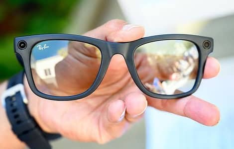 Matte black Ray-Ban Meta Wayfarer smart glasses | Ai glasses