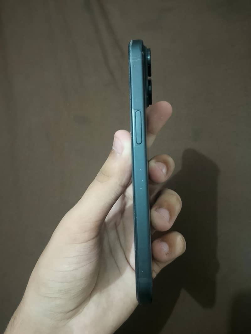 Apple iPhone 15 1