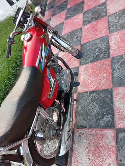 Honda CG 125 2023