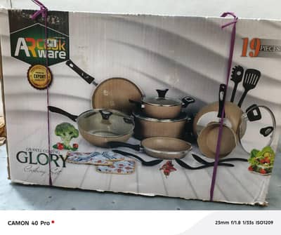 COOKWARE (GRANITE COATED) 19 PCS