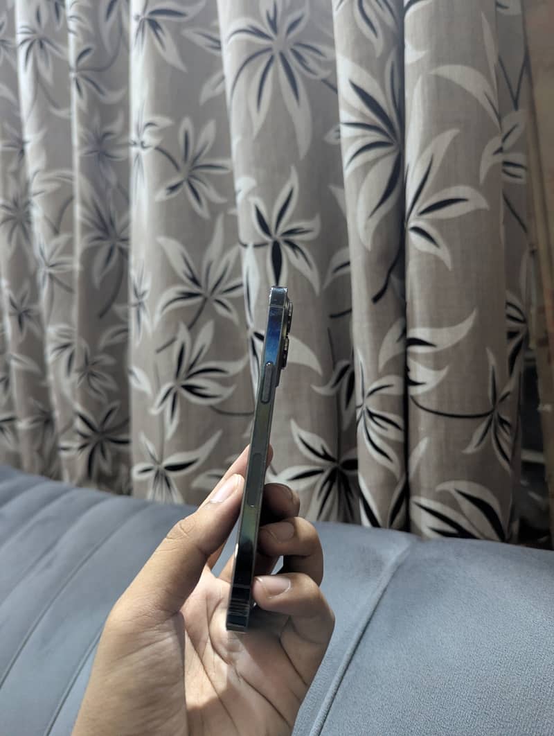 Apple iPhone 13 Pro 5