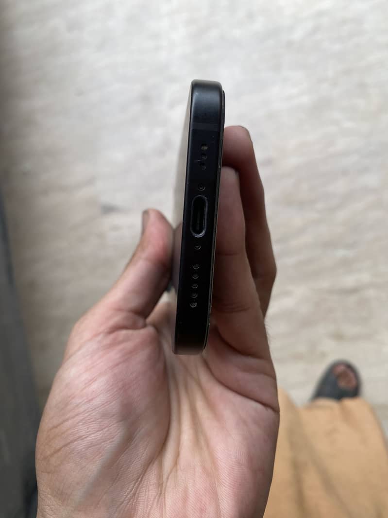 Iphone 15 4