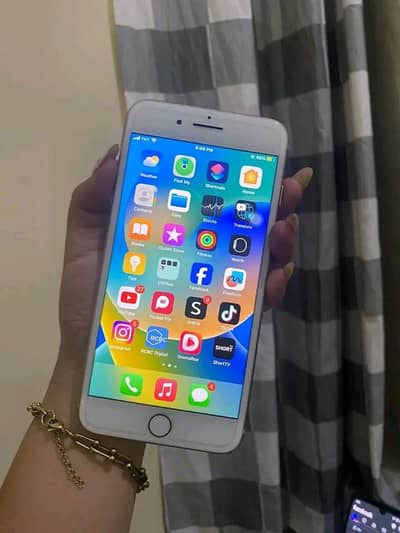 Apple iPhone 8 Plus pta apporved 256gb