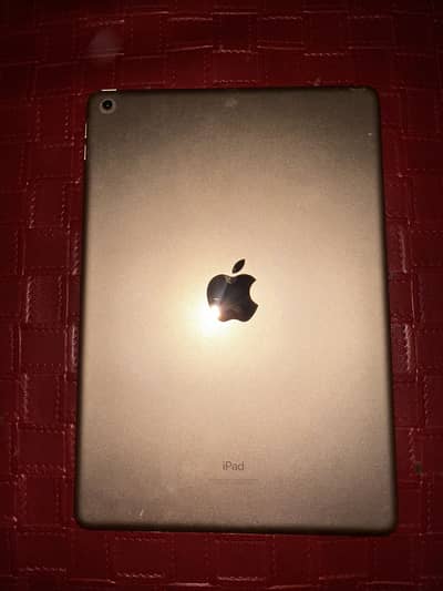 Apple iPad 8th Generation 32GB — Rose Gold
