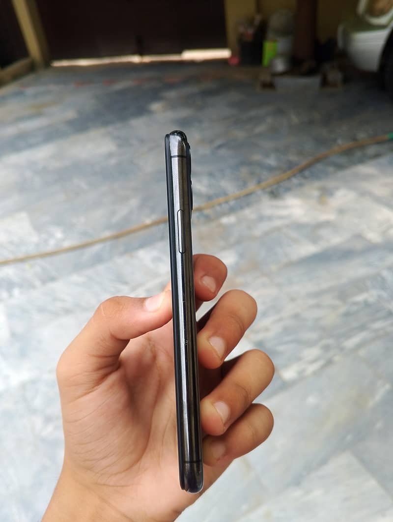 iaphone 11 pro 3