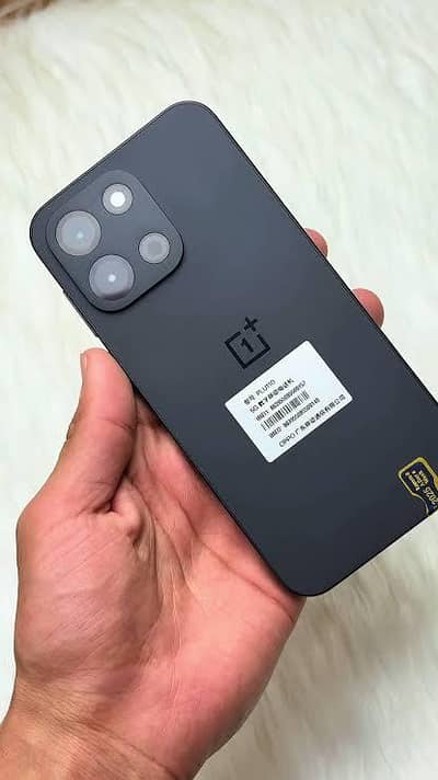 One Plus turbo 6