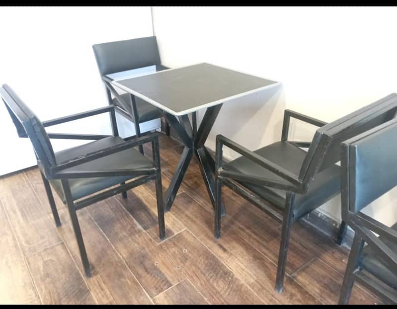 Table and chairs sets 1