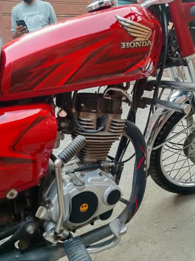 Honda CG 125 2023 - Used - Urgent Sale - Lahore