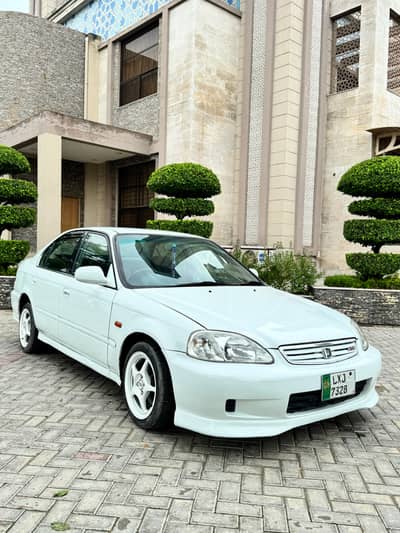Honda Civic VTi 2000 Model Excellent Condition