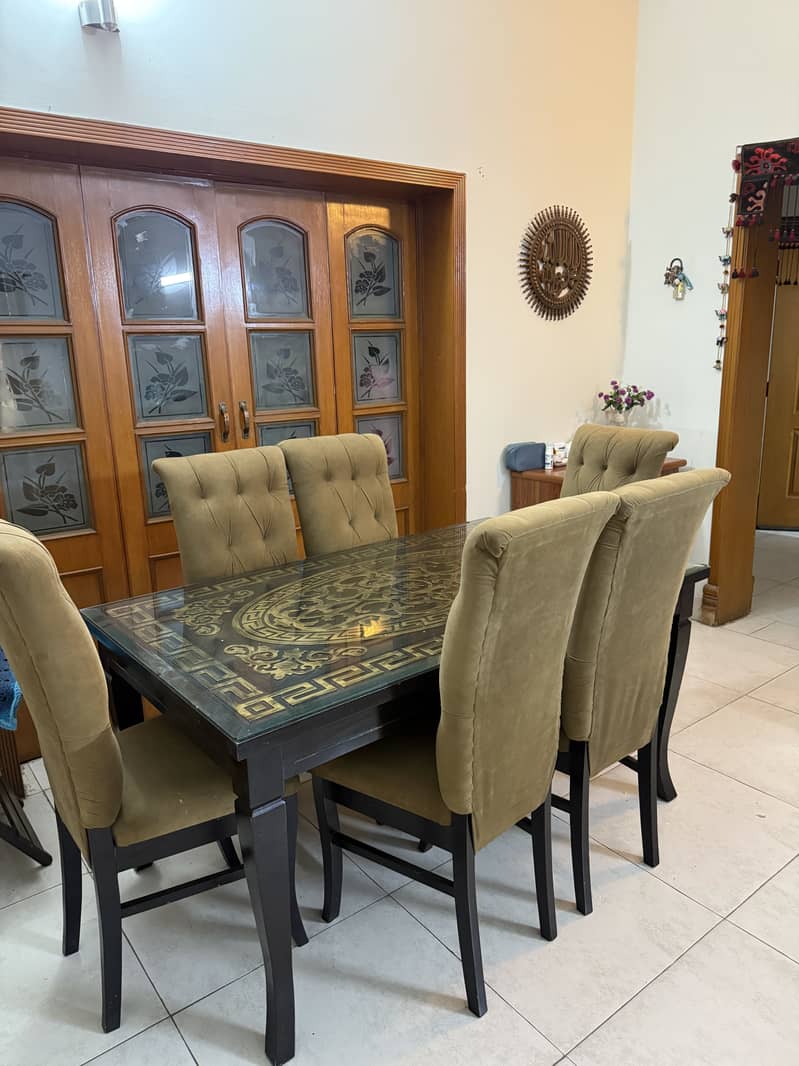 Dining table 5