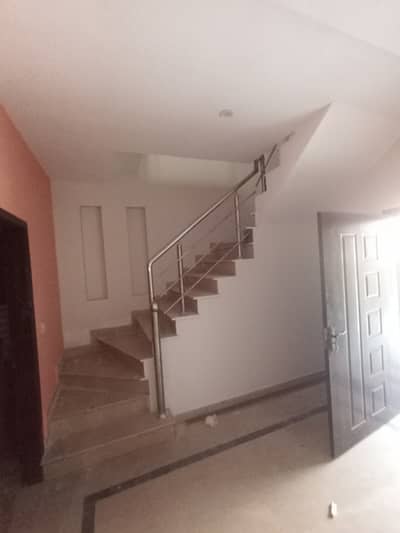3 Marla House For Rent Good Location