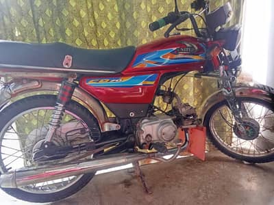 bike in good condition one hand use