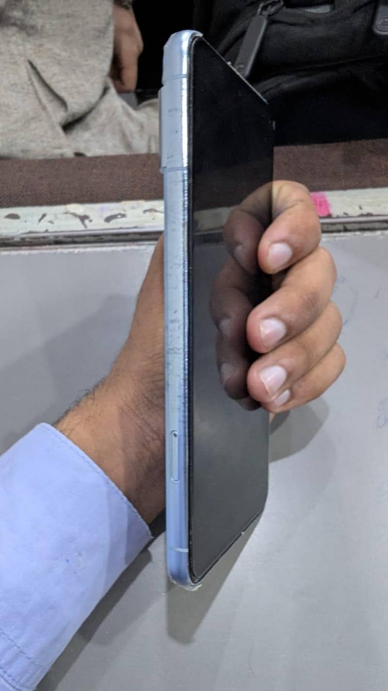 Google Pixel 8 Pro 3